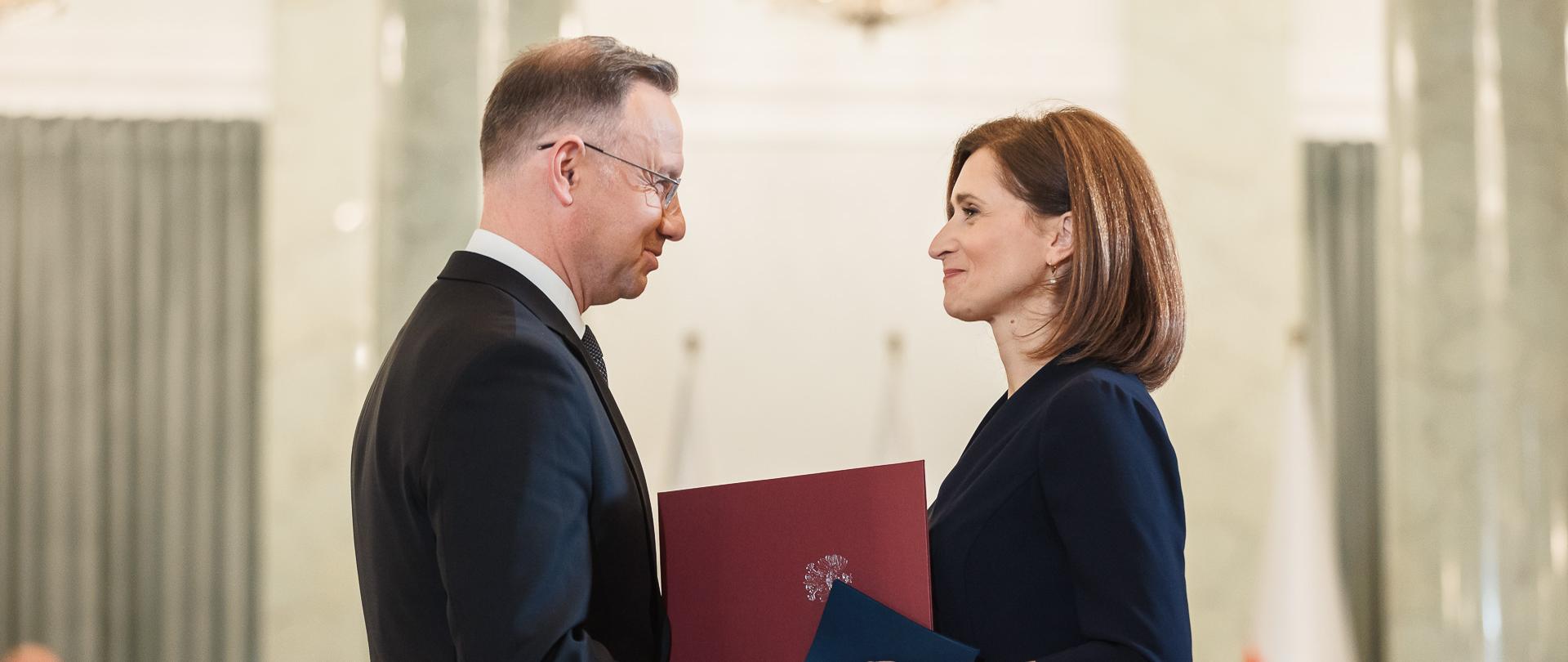 Zdjęcie z powołania Ewy Krajewskiej na ministra zdrowia.