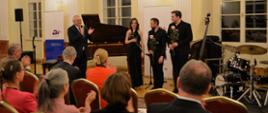 ­