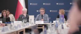 Wiceminister Jacek Karnowski podczas debaty