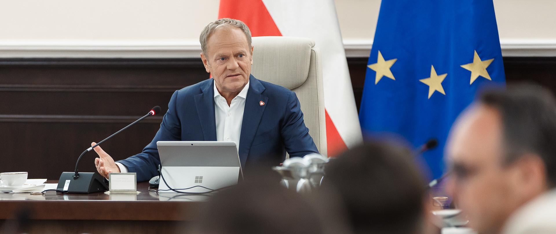 Premier Donald Tusk podczas posiedzenia Rady Ministrów