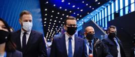 Szczyt Cyfrowy ONZ – IGF 2021. Minister Janusz Cieszyński i premier Mateusz Morawiecki. Fot. PAP