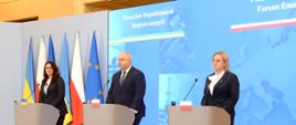 Minister Anna Moskwa, wicepremier Jacek Sasin oraz wicepremier Yulia Svyrydenko podczas konferencji prasowej na Polsko-Ukraińskim Forum Energii