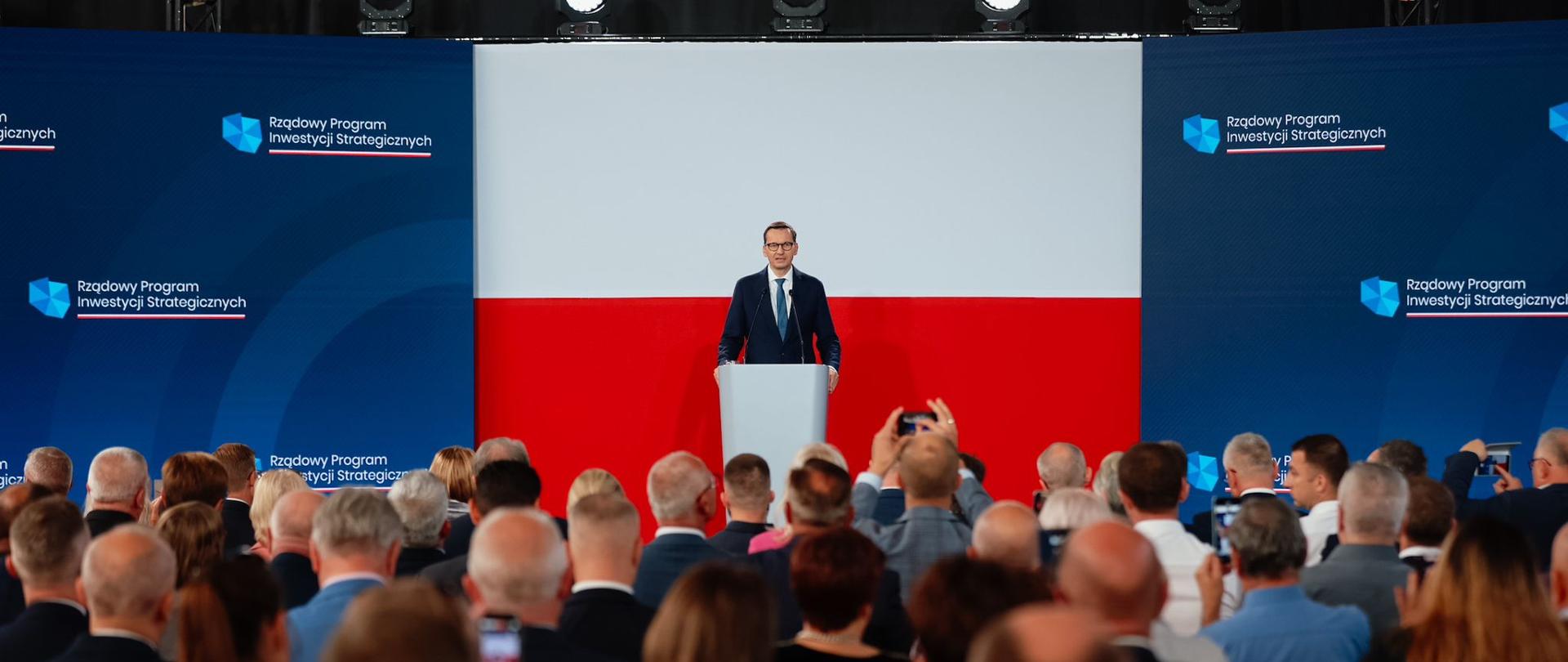 Premier Mateusz Morawiecki podczas wypowiedzi.