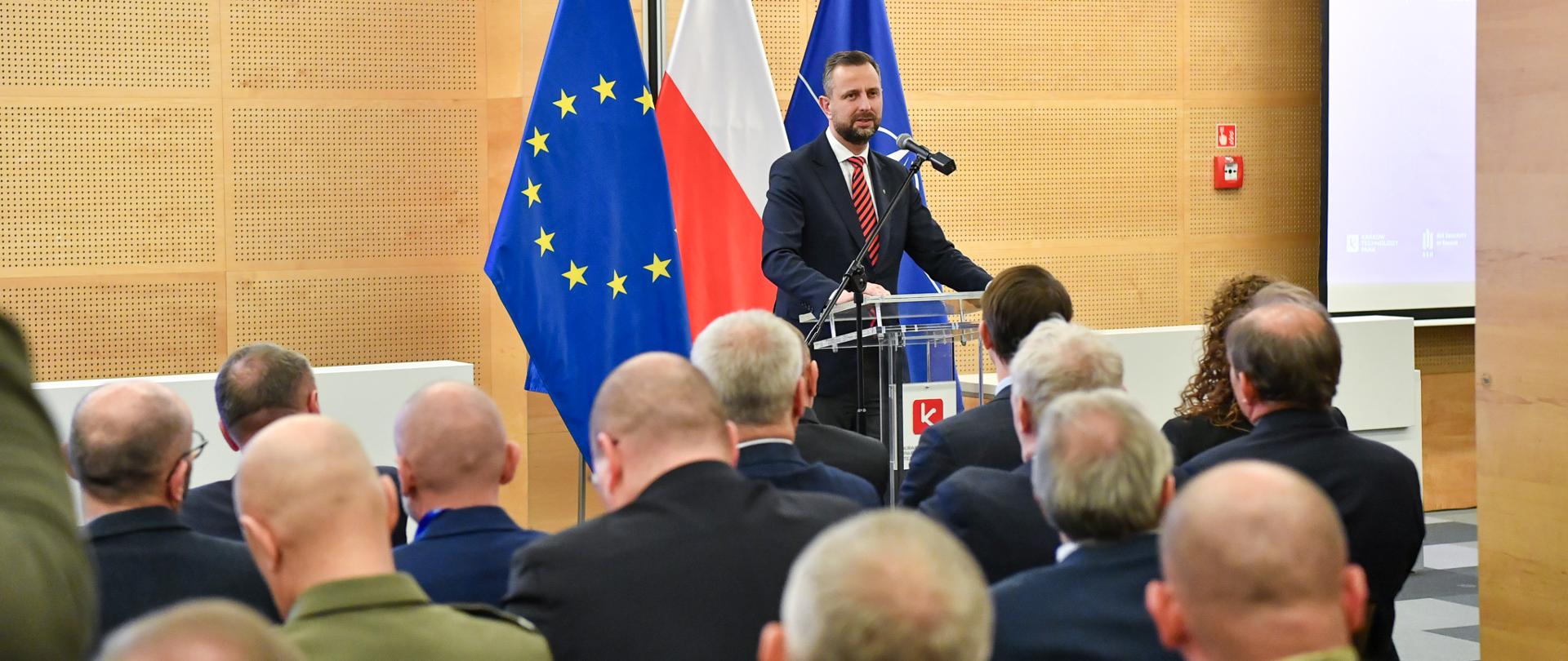 W czwartek, 22 stycznia br. w Krakowskim Parku Technologicznym szef MON uczestniczył w oficjalnym otwarciu polskiego akceleratora FORT KRAKÓW - DIANA Accelerator Poland w ramach sieci NATO DIANA (Defence Innovation Accelerator for the North Atlantic).