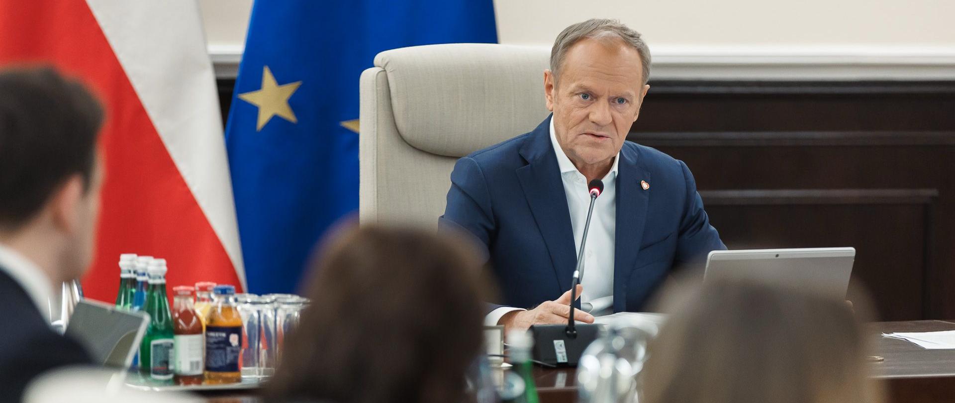 Premier Donald Tusk podczas posiedzenia Rady Ministrów