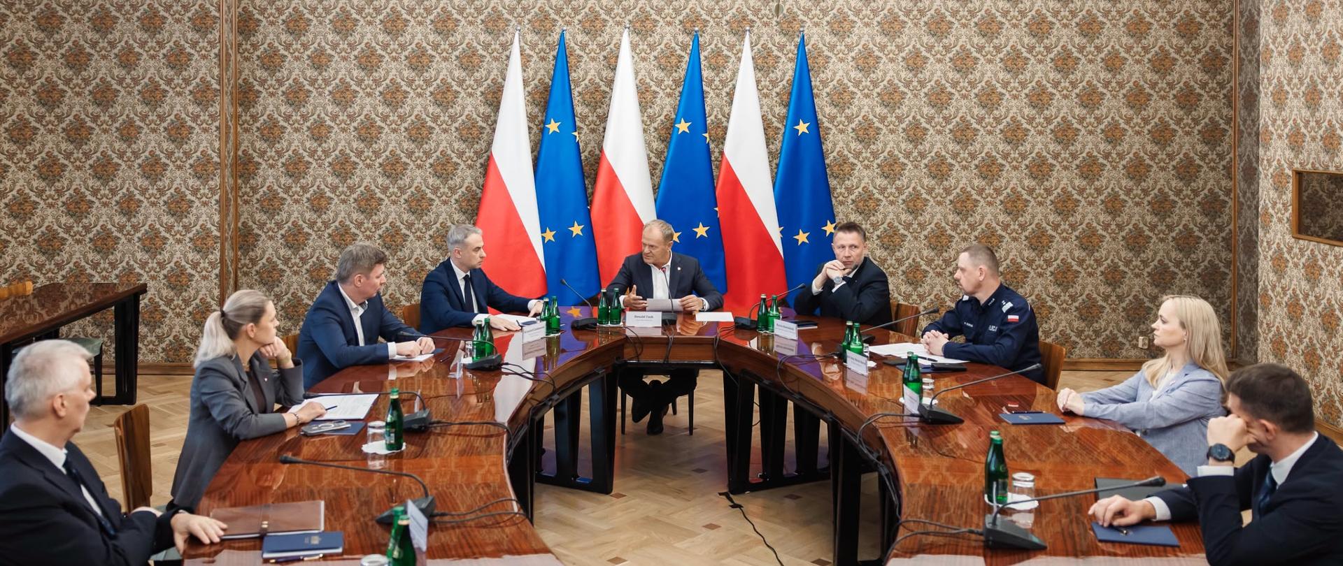 Odprawa Premiera D. Tuska z ministrami