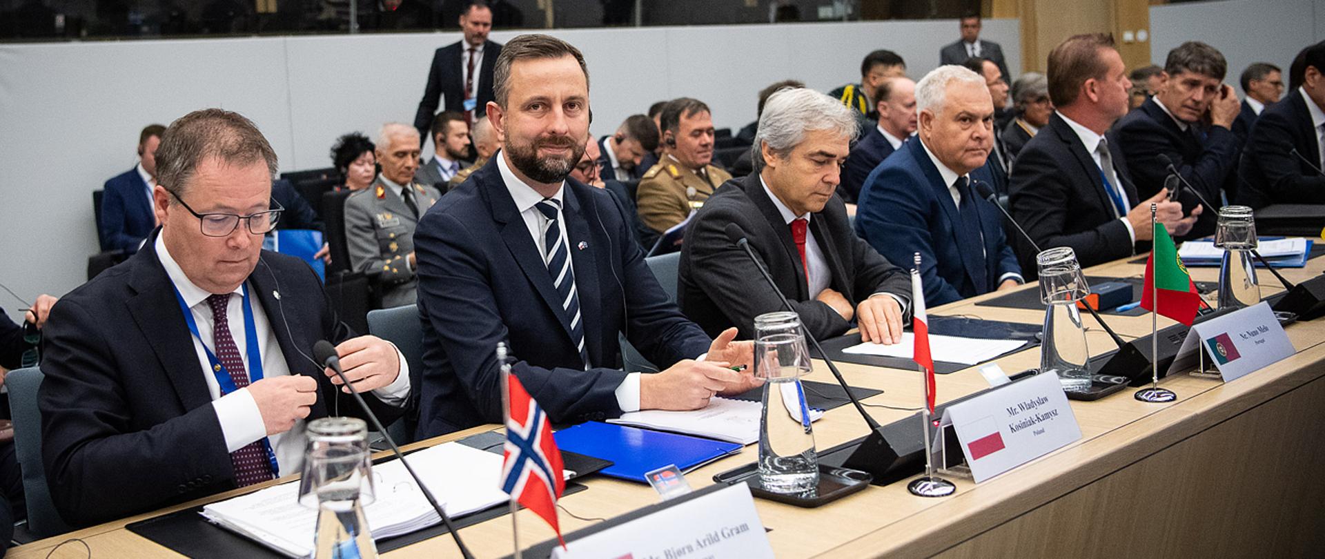 W dniach 17-18 października 2024 r. Władysław Kosiniak-Kamysz, wicepremier - minister obrony narodowej uczestniczył w Brukseli spotkaniu ministrów obrony państw NATO. Fot. st. kpr. Wojciech Król/CO MON