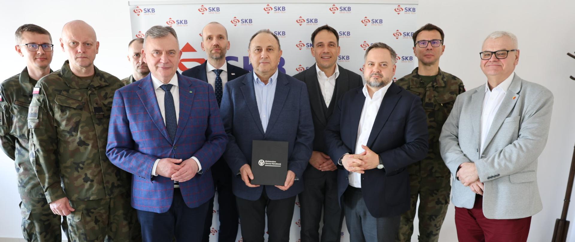 Wizyta Sekretarza Stanu MON Pawła Bejdy w Wielton S.A. i SKB Drive Tech S.A.