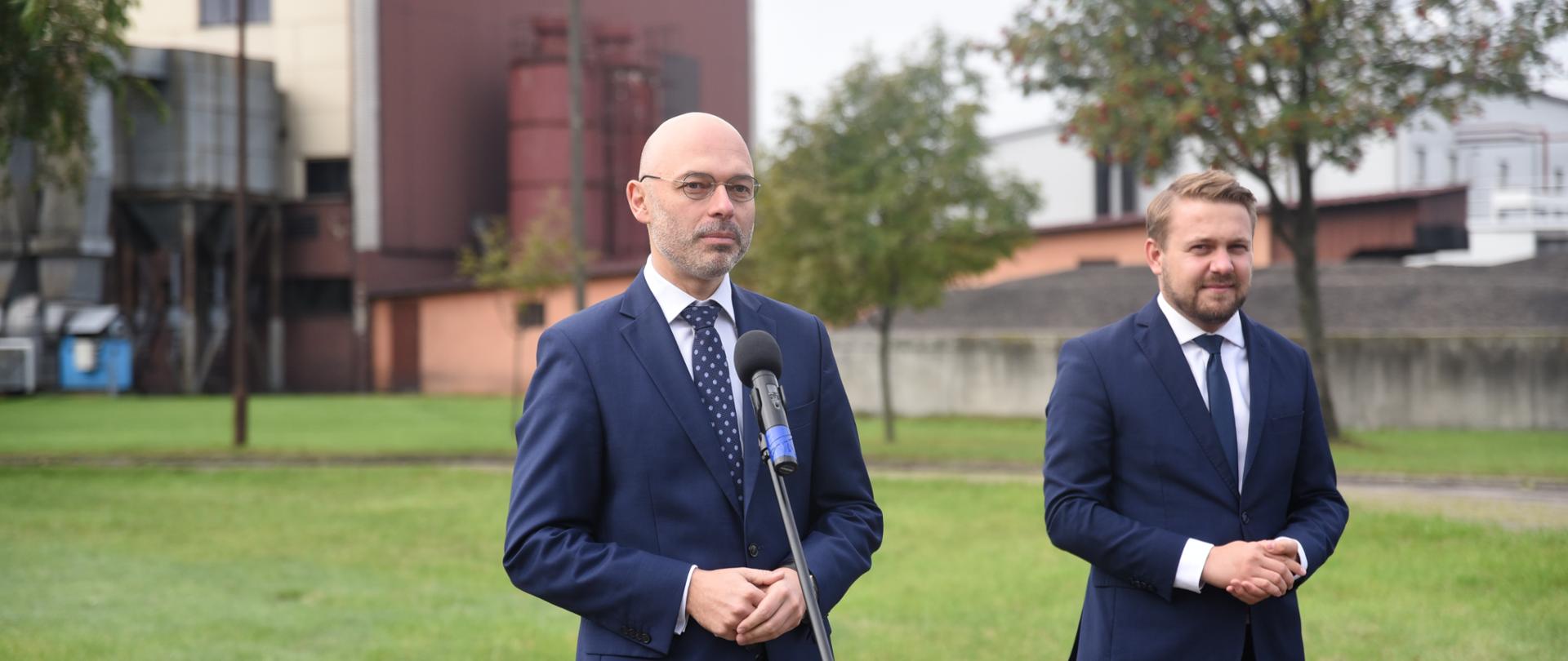 Minister klimatu Michał Kurtyka oraz wiceminister Jacek Ozdoba