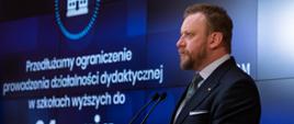 Minister Łukasz Szumowski.