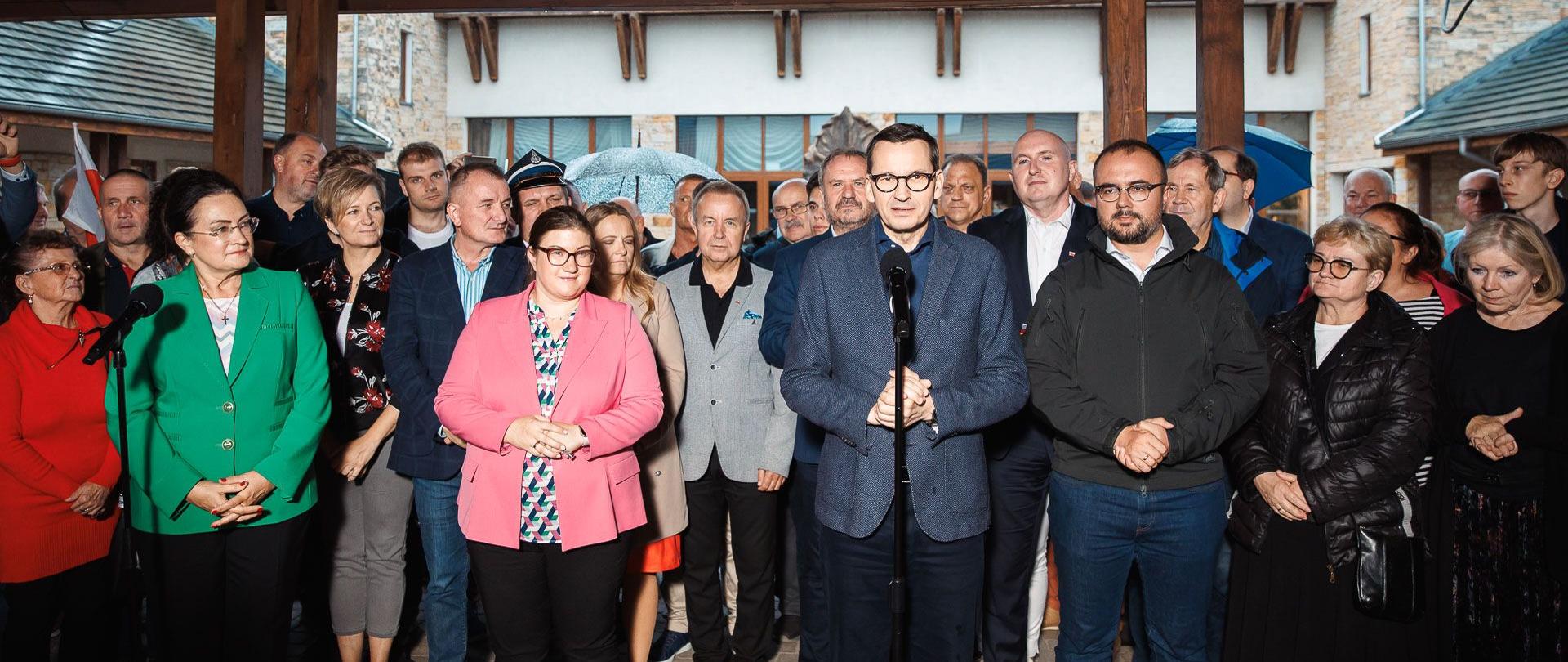 Wizyta premiera Mateusza Morawieckiego w Śląskim Ogrodzie Botanicznym w Mikołowie.