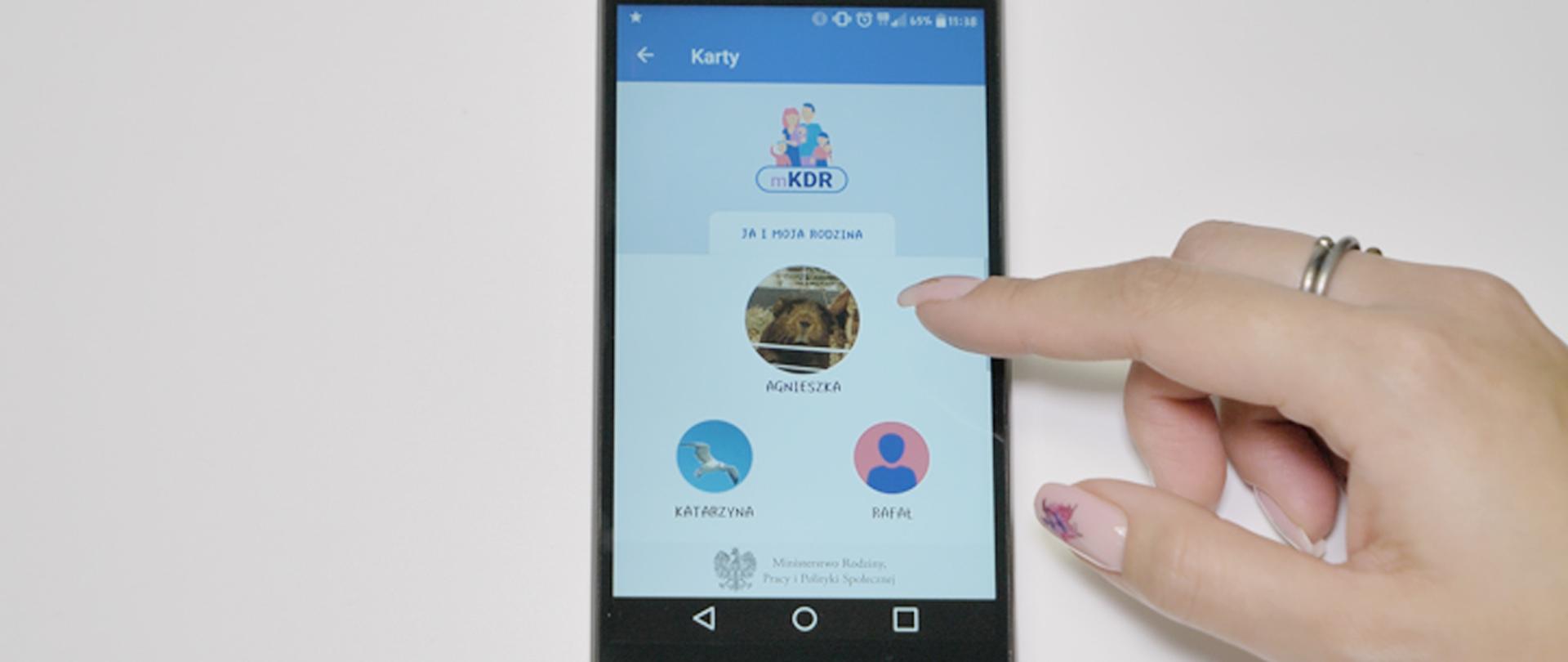 Telefon z aplikacją mKDR