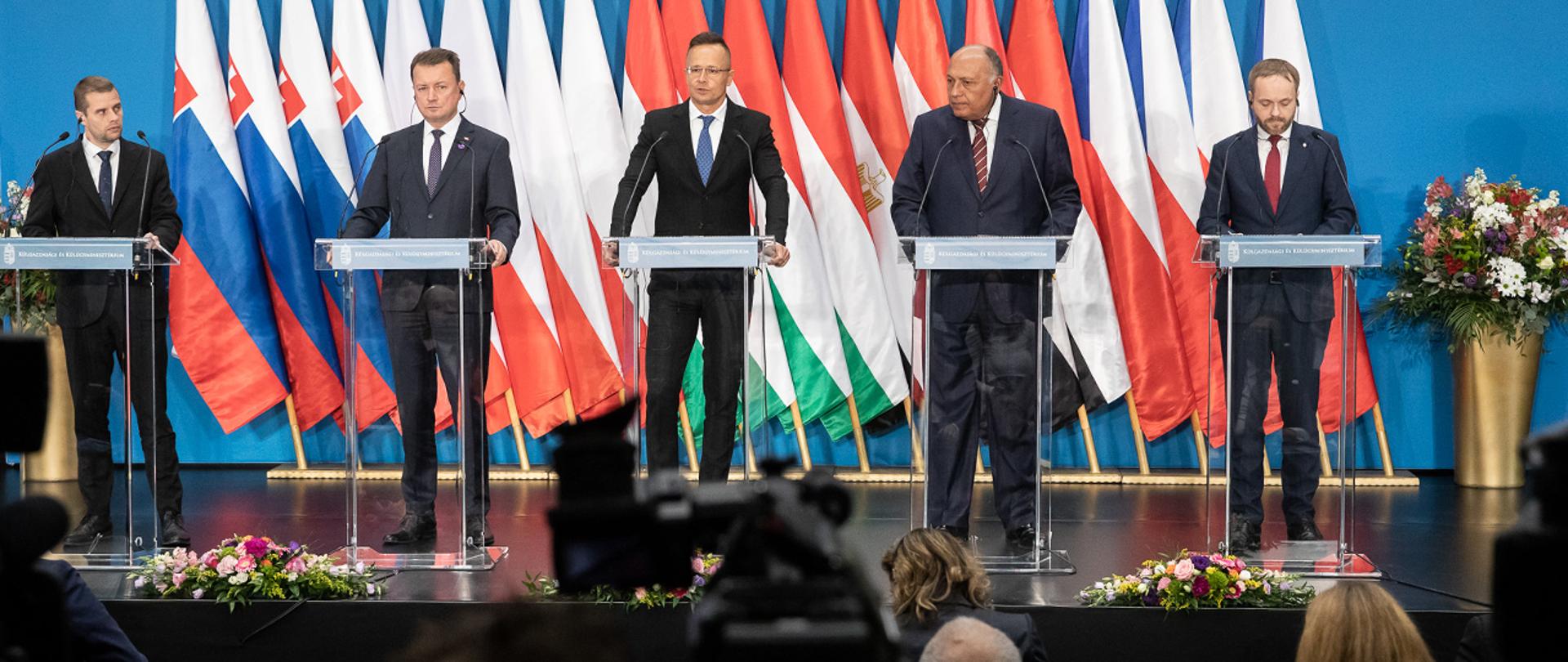 v4 egipt budapeszt