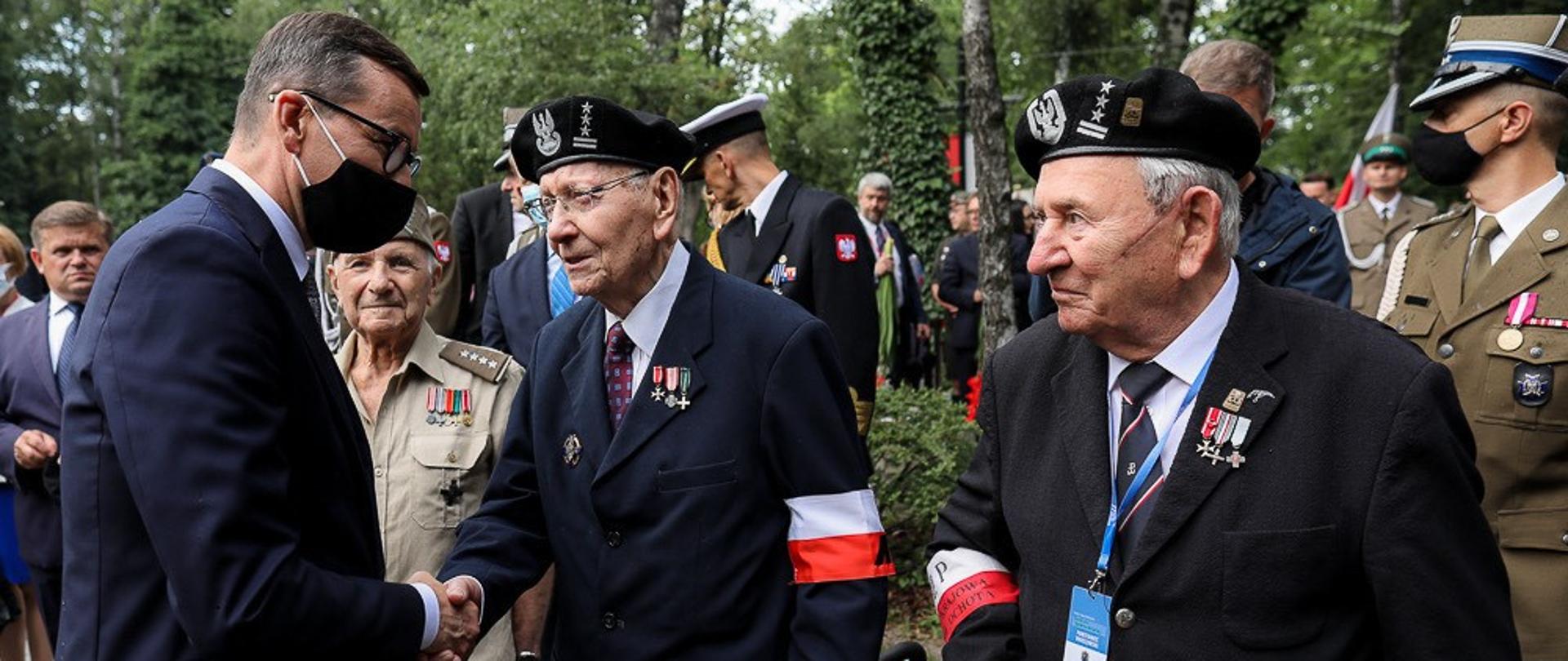 Premier Mateusz Morawiecki podczas obchodów 77. rocznicy wybuchu Powstania Warszawskiego.