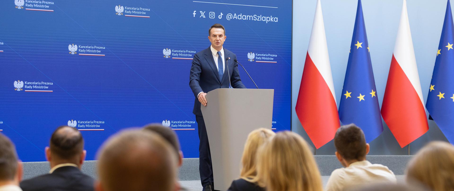 Konferencja prasowa rzecznika rządu Adama Szłapki