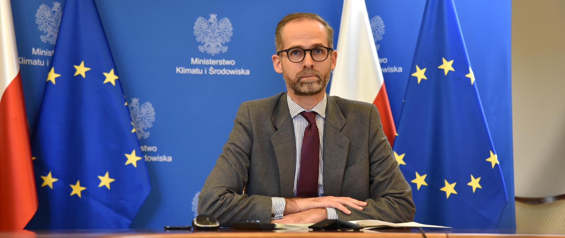 Wiceminister Adam Guibourgé-Czetwertyński na posiedzeniu grupy roboczej ds. klimatu w ramach “Konferencji na rzecz Przyszłości Europy”