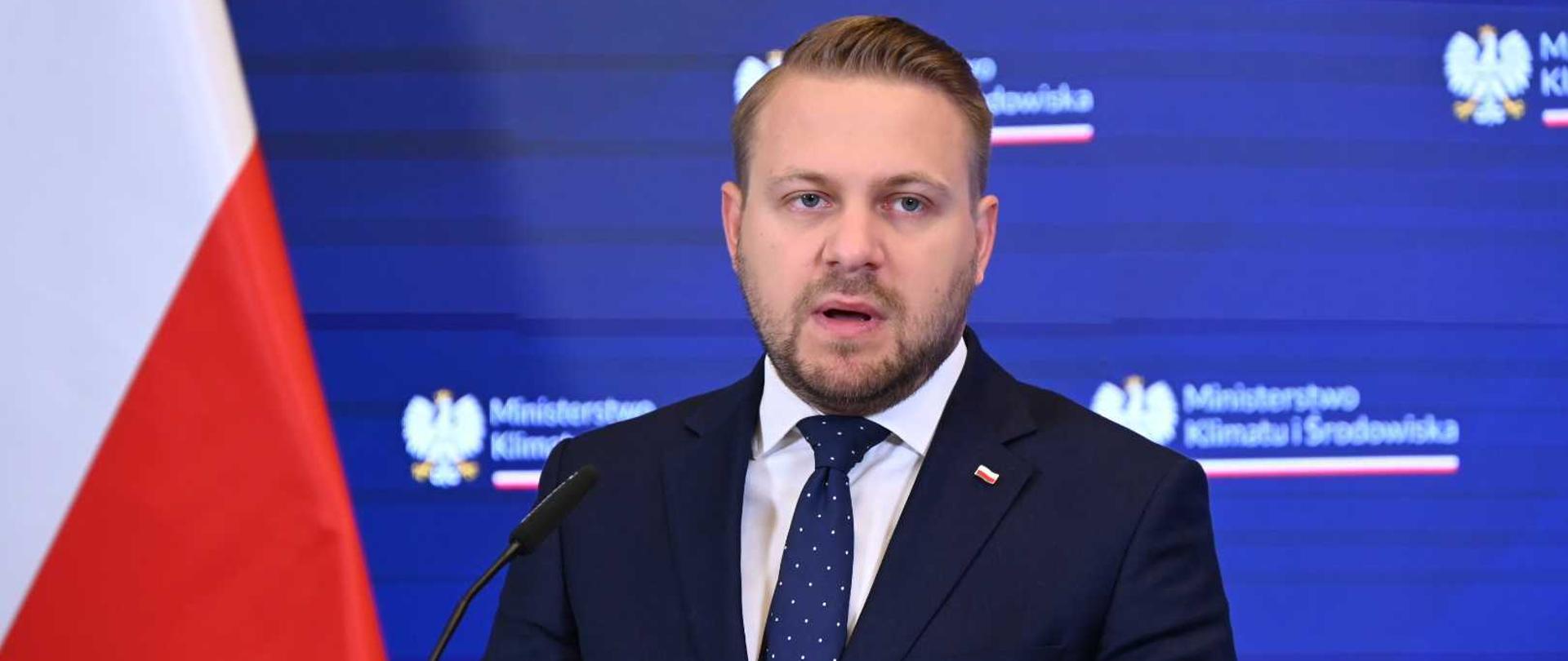 wiceminister klimatu i środowiska Jacek Ozdoba