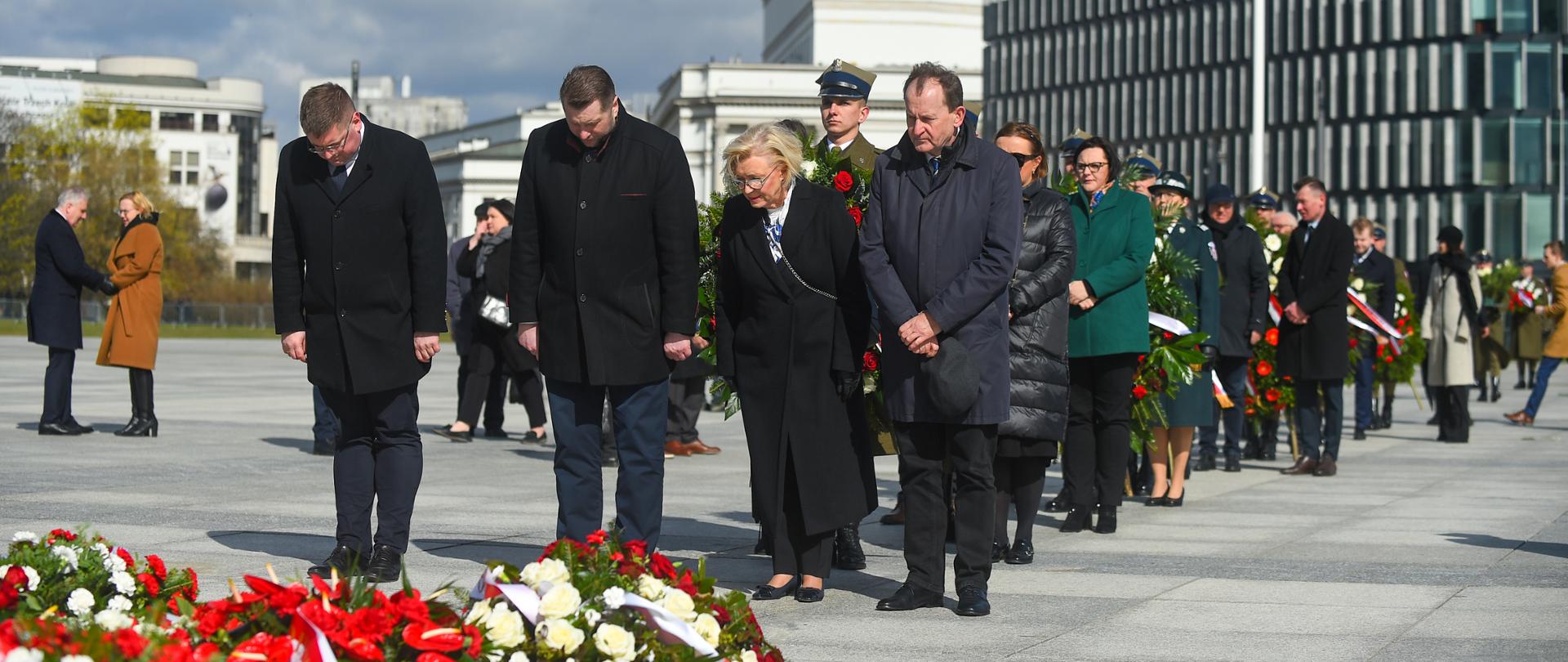 Kierownictwo MEiN uczestniczyło w obchodach 12. rocznicy katastrofy smoleńskiej 