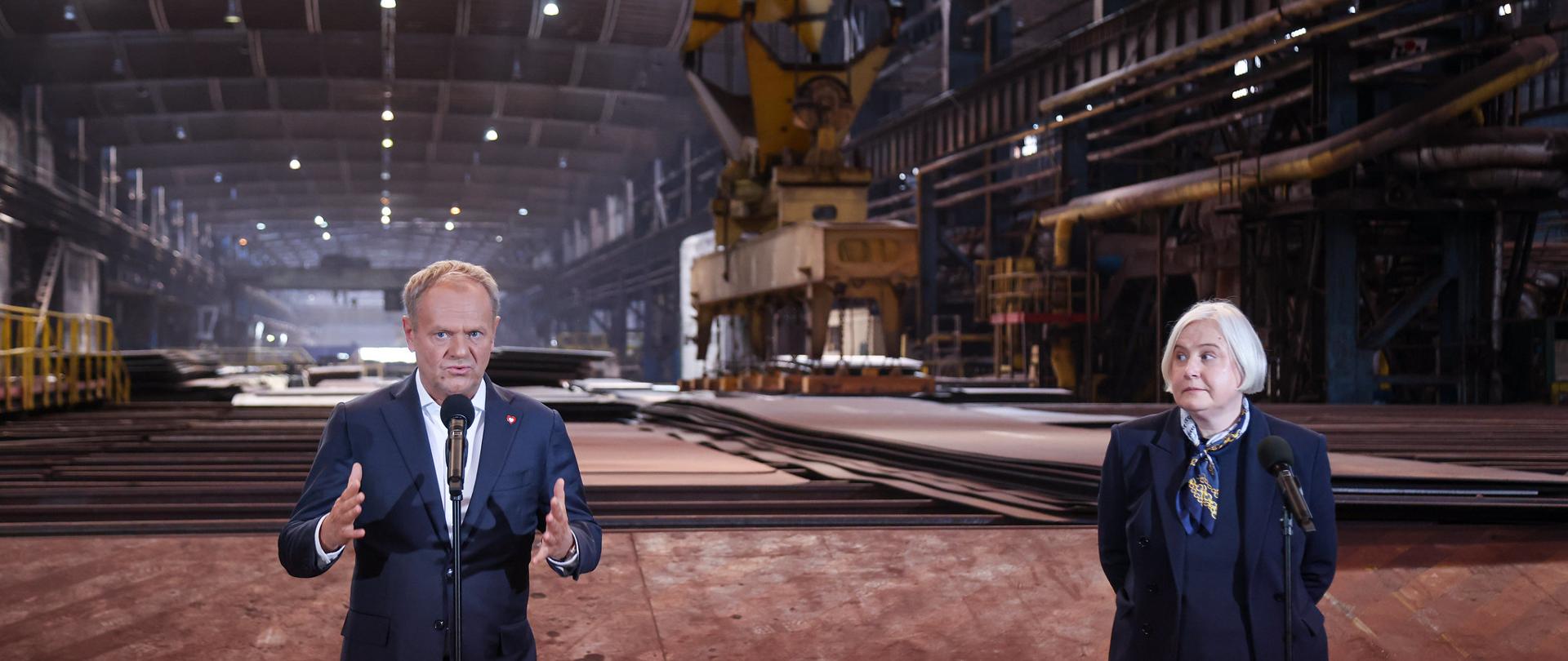 Premier Donald Tusk oraz Ministra Marzena Czarnecka
