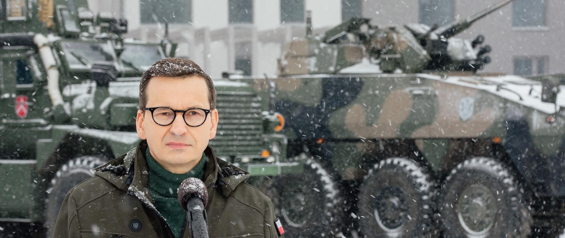 Premier Mateusz Morawiecki podczas wizyty w 18. Dywizji Zmechanizowanej w Siedlcach.