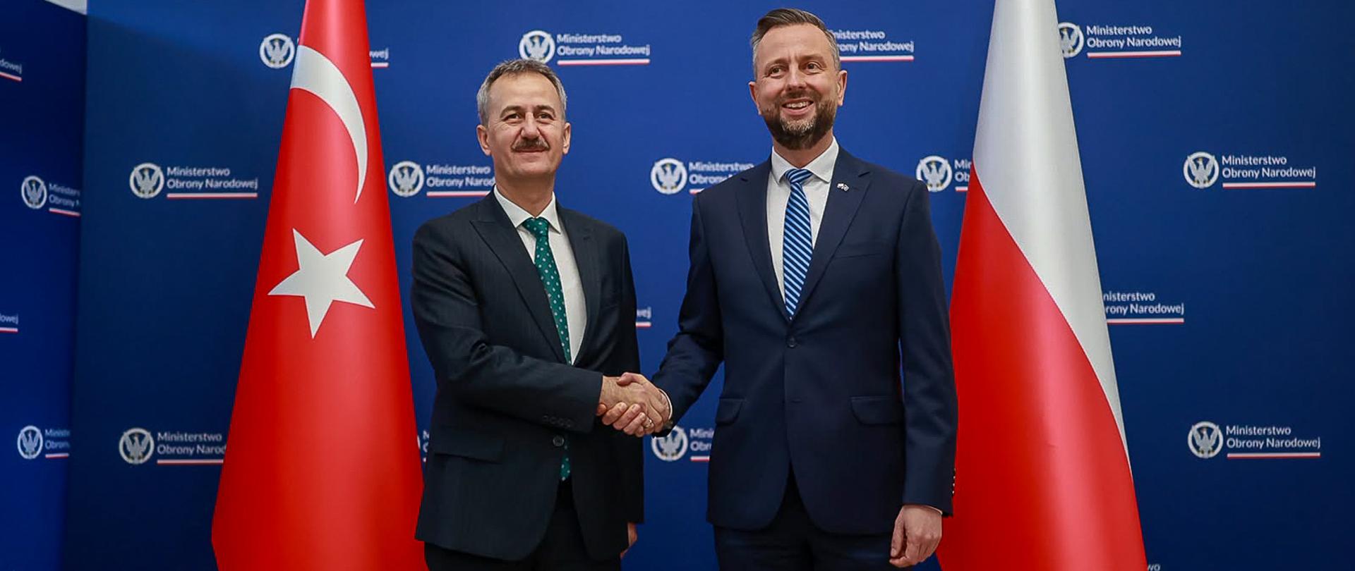 11 czerwca 2026 r. w Warszawie, Władysław Kosiniak-Kamysz, wicepremier - minister obrony narodowej spotkał się z prof. dr. Halukiem Görgünem, Prezydentem Prezydenckiego Sekretariatu Przemysłu Obronnego Republiki Turcji. Fot. Krzysztof Niedziela/MON