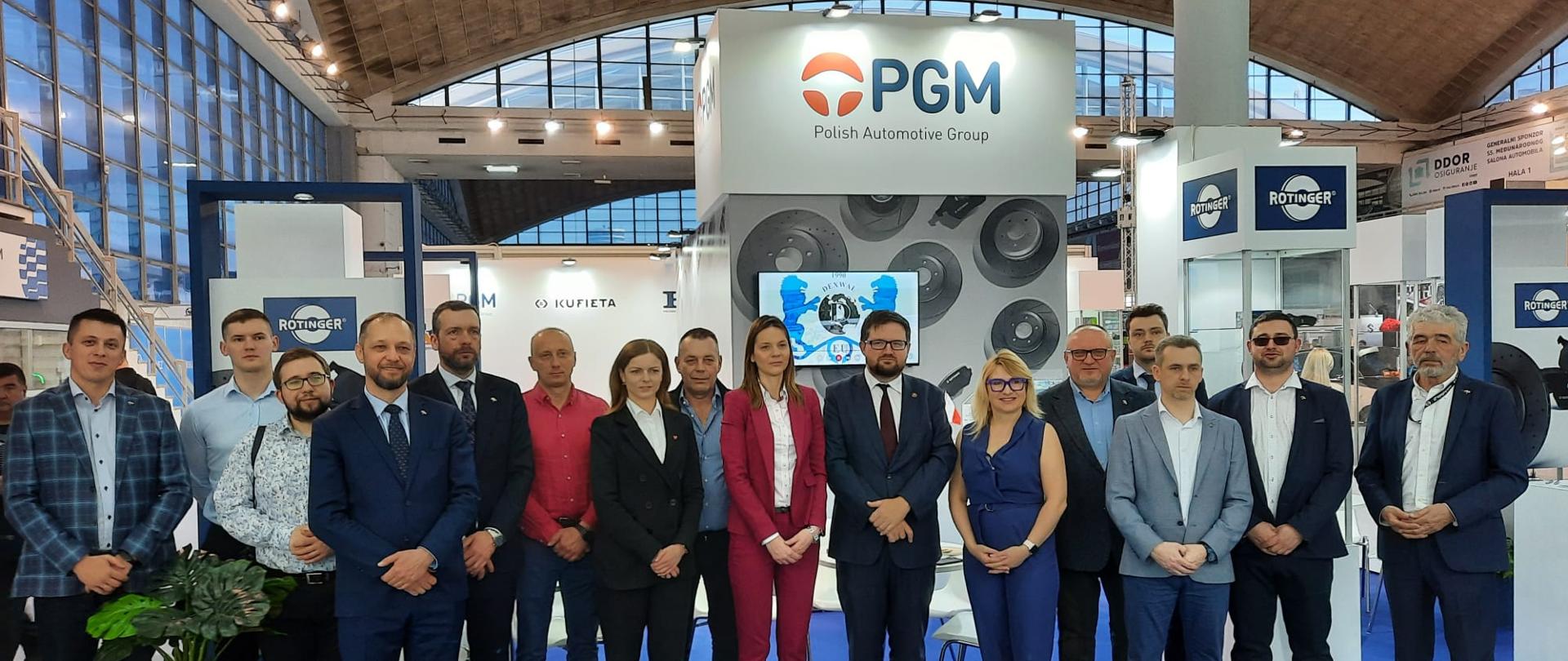Na zaproszenie Polskiej Grupy Motoryzacyjnej przedstawiciele placówki odwiedzili stoiska polskich firm obecnych na 55. targach przemysłu motoryzacyjnego w Belgradzie. 
