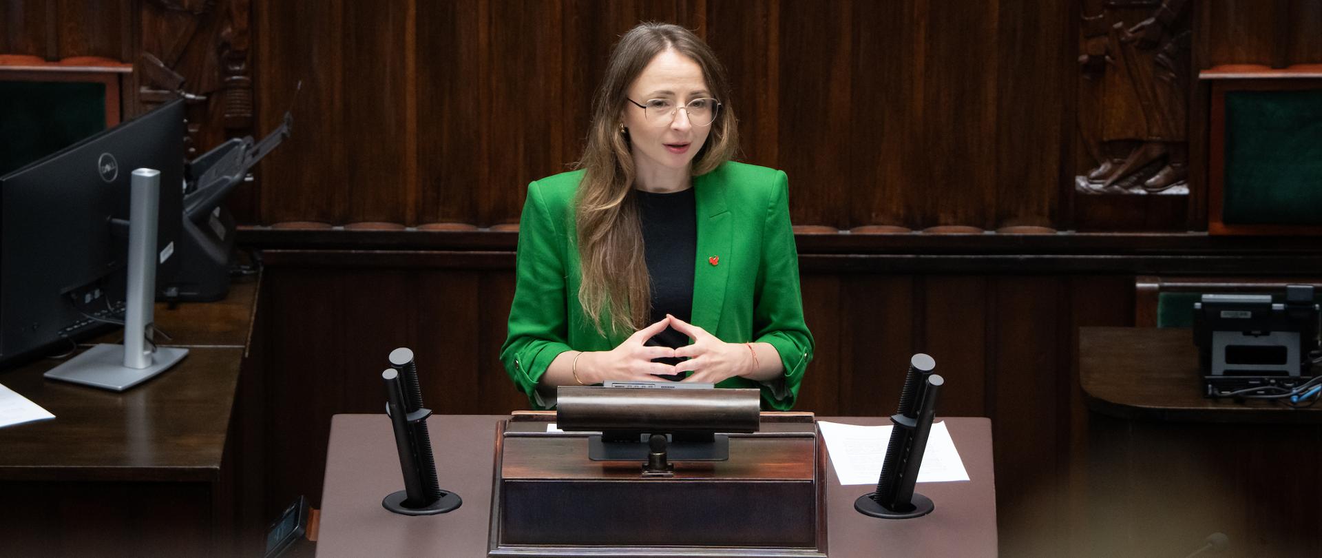 Sejm przyjął ustawę stażową po poprawkach Senatu - teraz czas na podpis Prezydenta