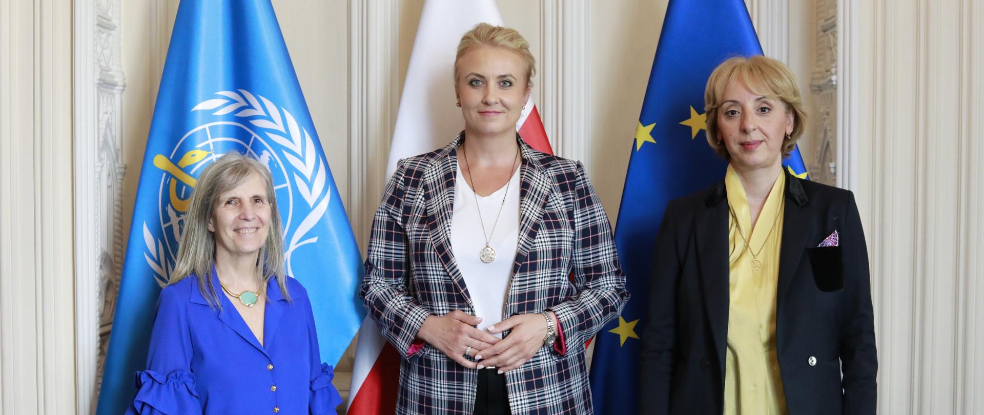 min. Katarzyna Sójka z ustępującą i nową dyrektor WHO w Polsce