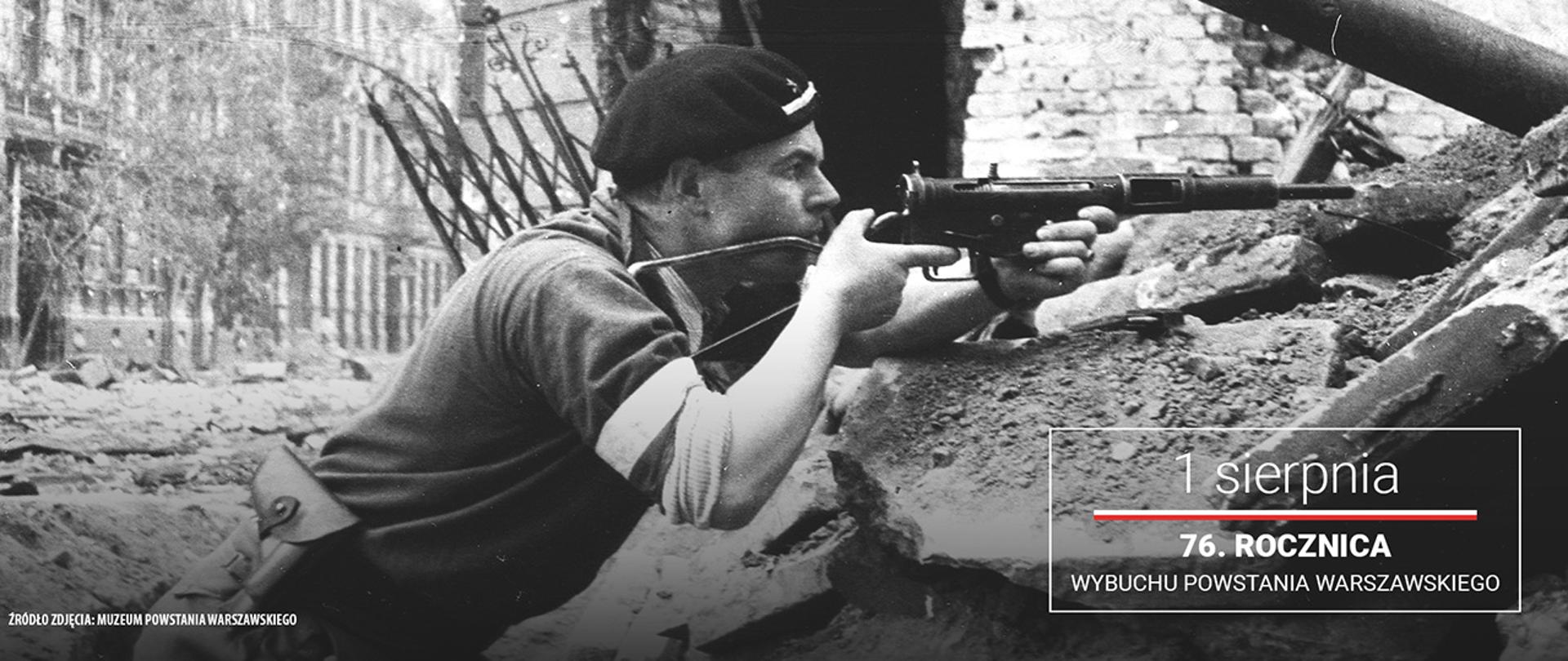 Grafika okazjonalna z okazji 76. rocznicy wybuchu Powstania Warszawskiego. Tło stanowi zdjęcie ze zbiorów Muzeum Powstania Warszawskiego. Znajduje się na nim Ppor. Stanisław Sasinowski "Żbik", dowódca 3 plutonu II kompanii szturmowej batalionu OW - KB "Sokół" na barykadzie na ul. Brackiej przy wylocie ul. Nowogrodzkiej (pomiędzy budynkami Bracka 9 - 12). W głębi widoczna zabudowa ul. Nowogrodzkiej.
