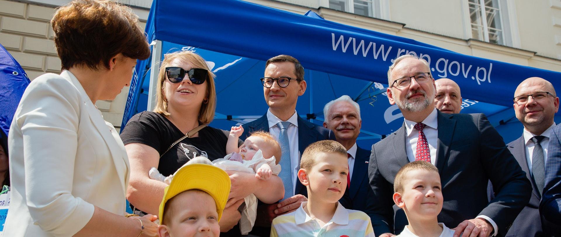 Premier Mateusz Morawiecki podczas konferencji prasowej „Zdrowie rodzin”