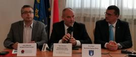 Minister Dziadzio podczas konferencji