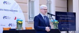 Wiceminister Ireneusz Zyska podczas podpisania listu intencyjnego ws. powstania klastra wodorowo-energetycznego w Legnicy.
