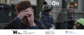 Grafika przedstawia opis filmu na tle kadru filmowego. 