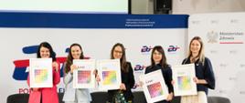 Konferencja "Bliżej siebie – młodzież o zdrowiu psychicznym w cyfrowym świecie" w Gdyni.