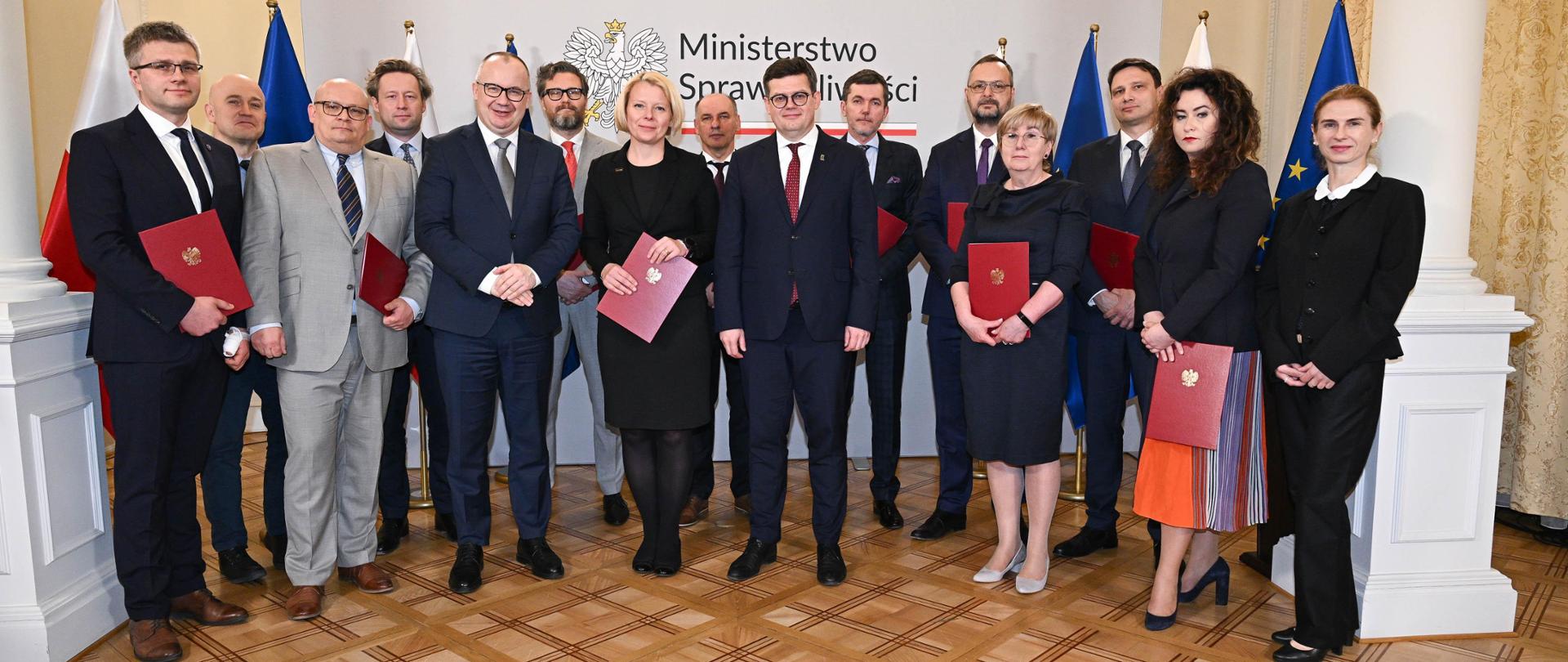 Powołanie Członków Komisji Kodyfikacyjnej Ustroju Sądów Powszechnych
i Prokuratury 