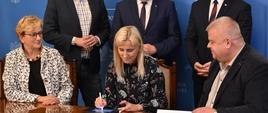 Min. Józefa Szczurek-Żelazko Krk4