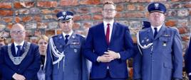 Wiceminister Michał Woś na uroczystości nadania sztandaru dla zakładu karnego w Grudziądzu