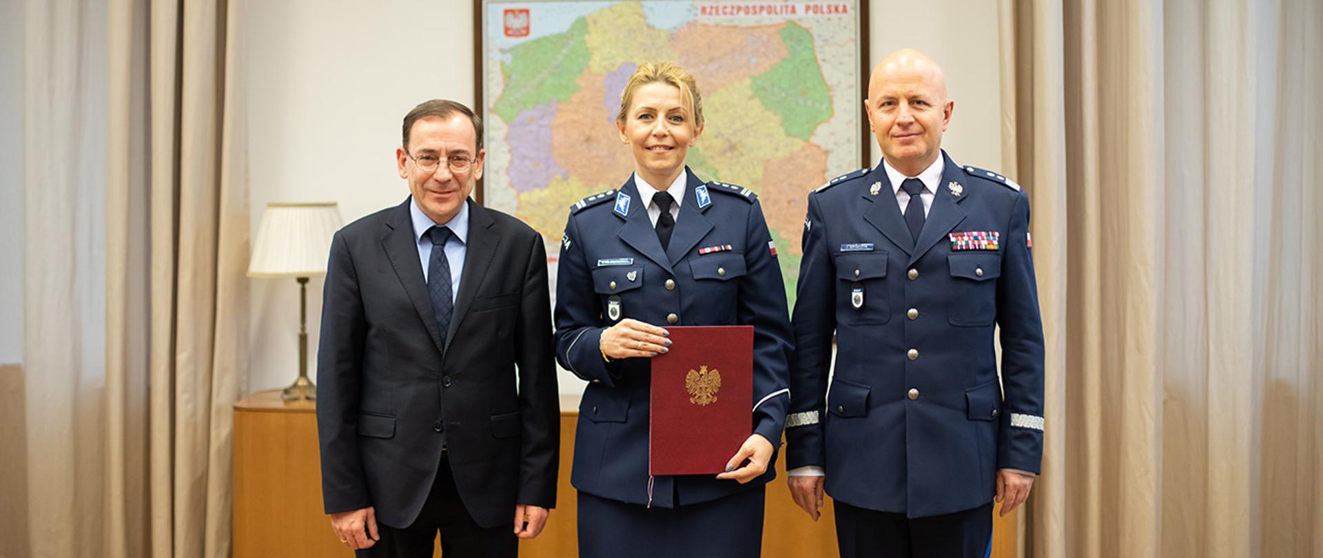 Na zdjęciu widać 