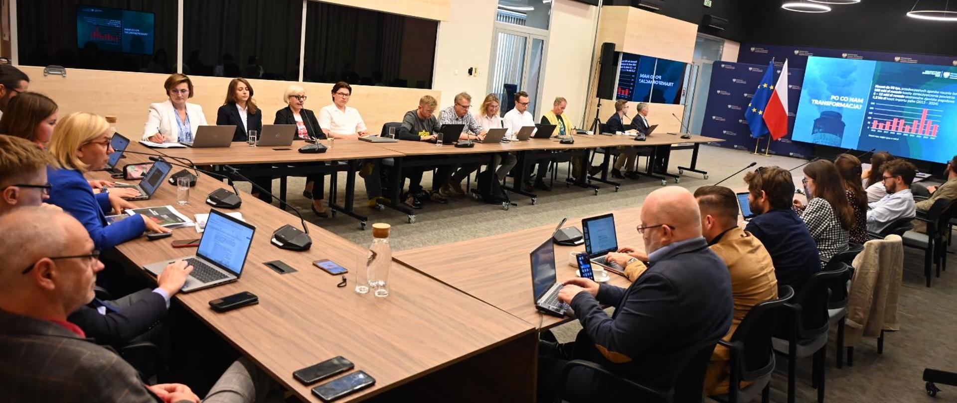 Spotkanie prasowe nt. projektu aktualizacji Krajowego Planu w dziedzinie Energii i Klimatu do 2030 r. z perspektywą do 2040 r. (KPEiK) 