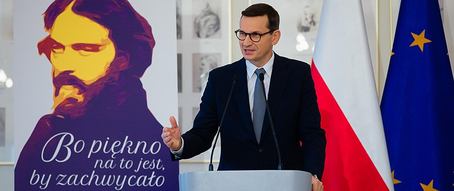 Premier podczas wypowiedzi dla mediów.