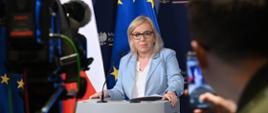 Ministra klimatu i środowiska Paulina Hennig-Kloska w trakcie konferencji prasowej 