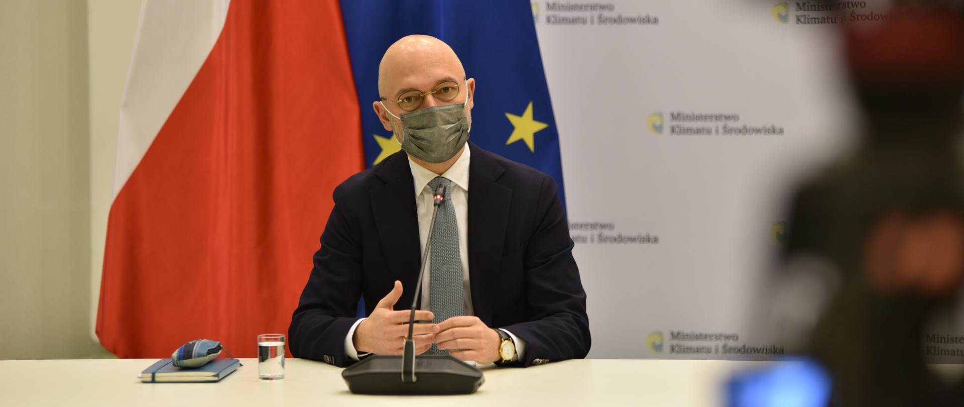 Konferencja NOWE ETYKIETY. CZAS NA ZMIANĘ
