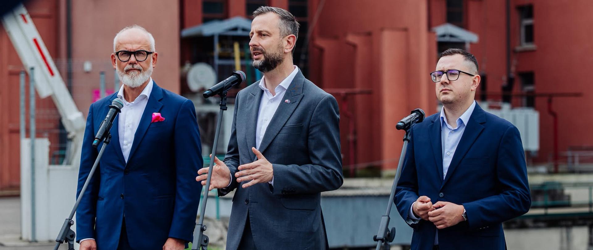13 lipca w Rożnowie podpisano list intencyjny dotyczący strategicznej współpracy na rzecz rozwoju wielkoskalowego magazynowania energii w Polsce. Pod dokumentem podpisy złożyli: minister energii Miłosz Motyka, prezes zarządu TAURON Polska Energia Grzegorz Lot oraz wiceprezes zarządu ds. zarządzania majątkiem i rozwoju spółki Michał Orłowski. W uroczystości uczestniczył wicepremier-minister obrony narodowej Władysław Kosiniak-Kamysz.