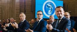 Premier Mateusz Morawiecki podczas odprawy kierownictwa MON i Sił Zbrojnych RP w Legionowie.