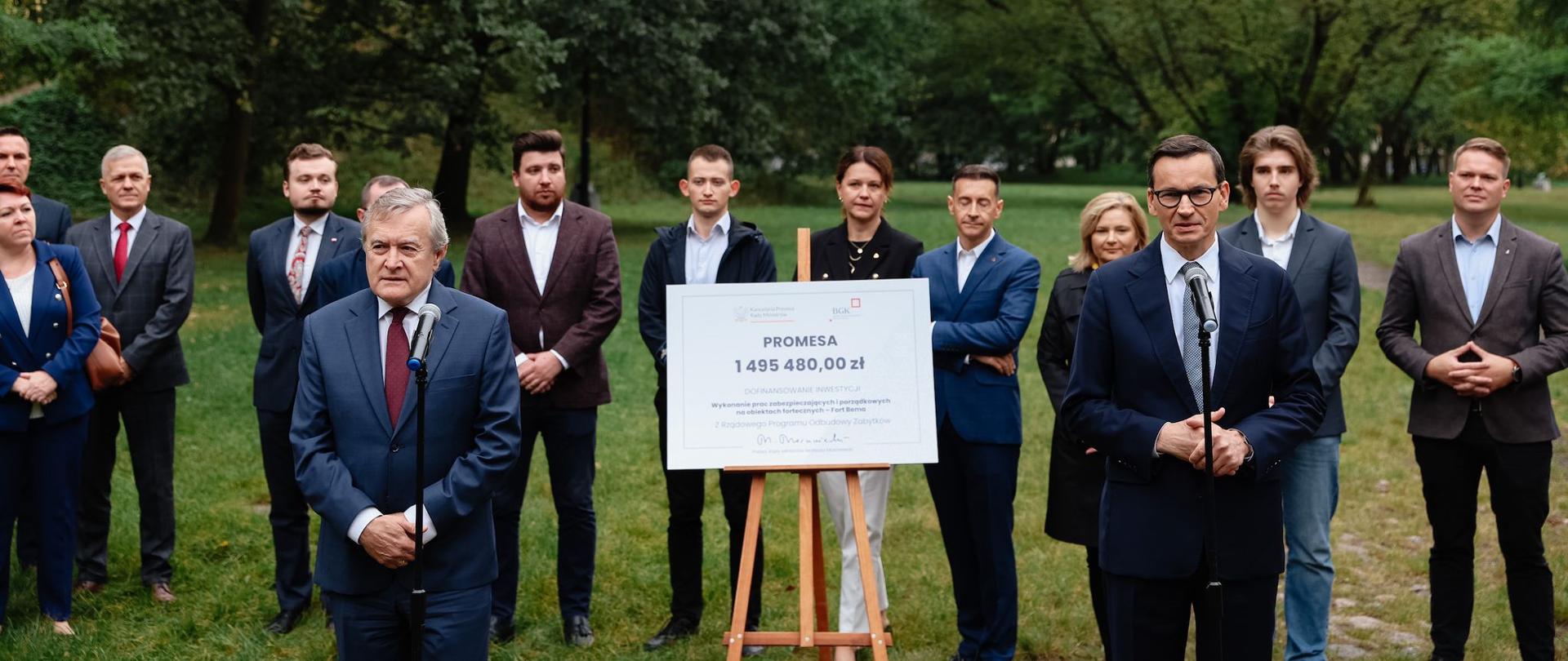 Konferencja prasowa premiera i ministra kultury i dziedzictwa narodowego.