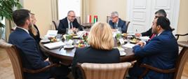 Minister Sprawiedliwości Adam Bodnar spotkał się z ambasadorem Zjednoczonych Emiratów Arabskich w Polsce Mohamedem Al Harbi 