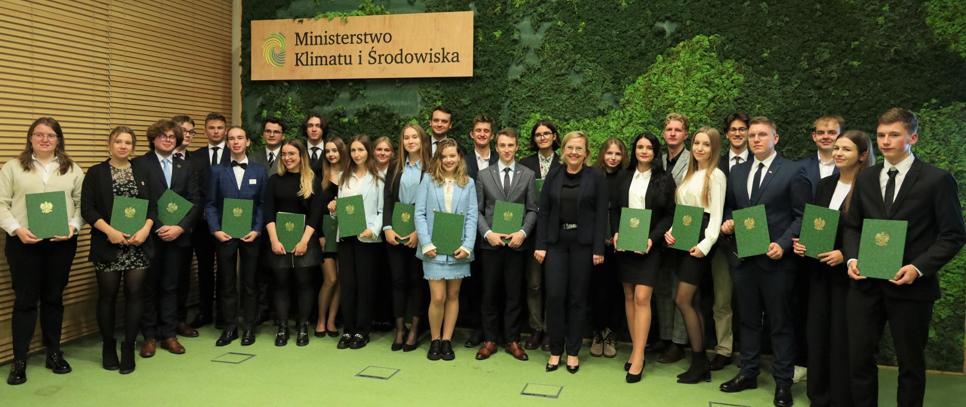 Minister Anna Moskwa oraz Młodzieżowa Rada Klimatyczna - II kadencja
