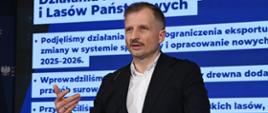 wiceminister klimatu i środowiska Mikołaj Dorożała