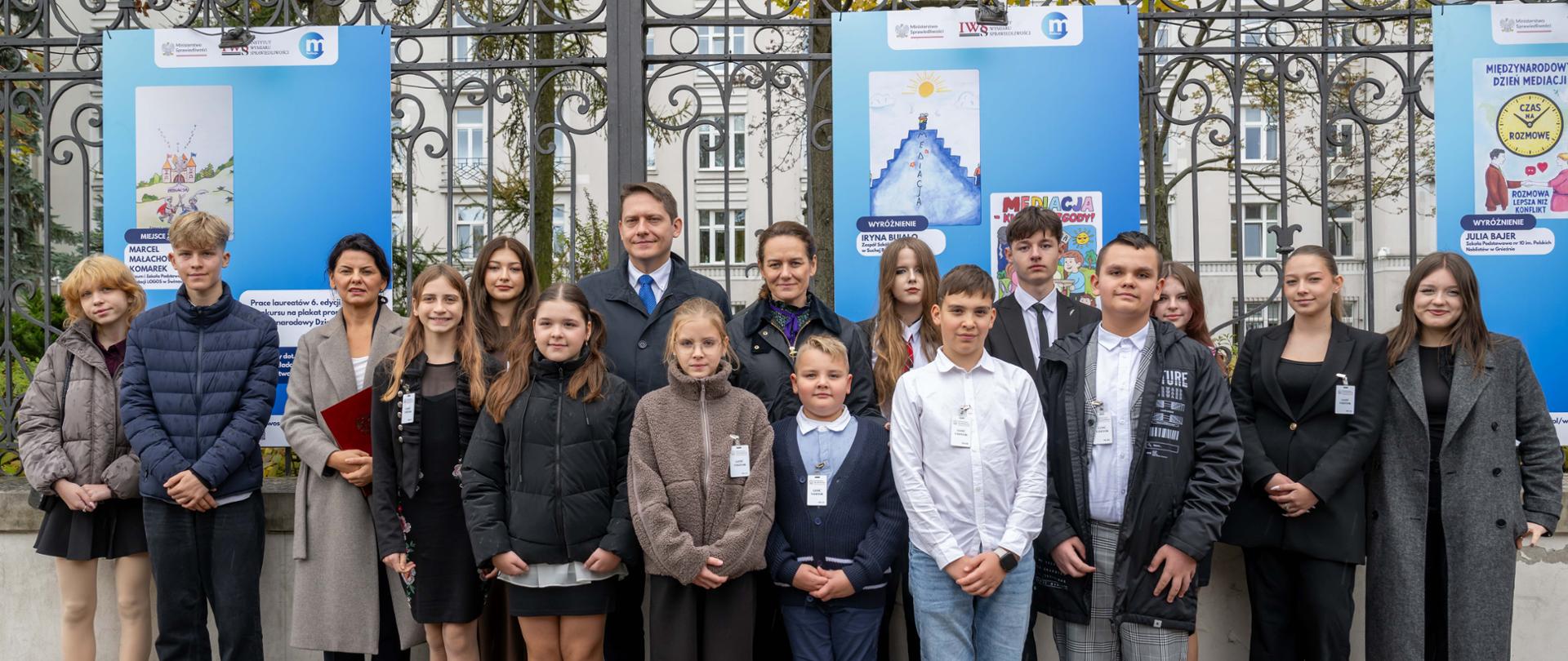 Zwycięzcy konkursu na plakat promujący Międzynarodowy Dzień Mediacji 2025