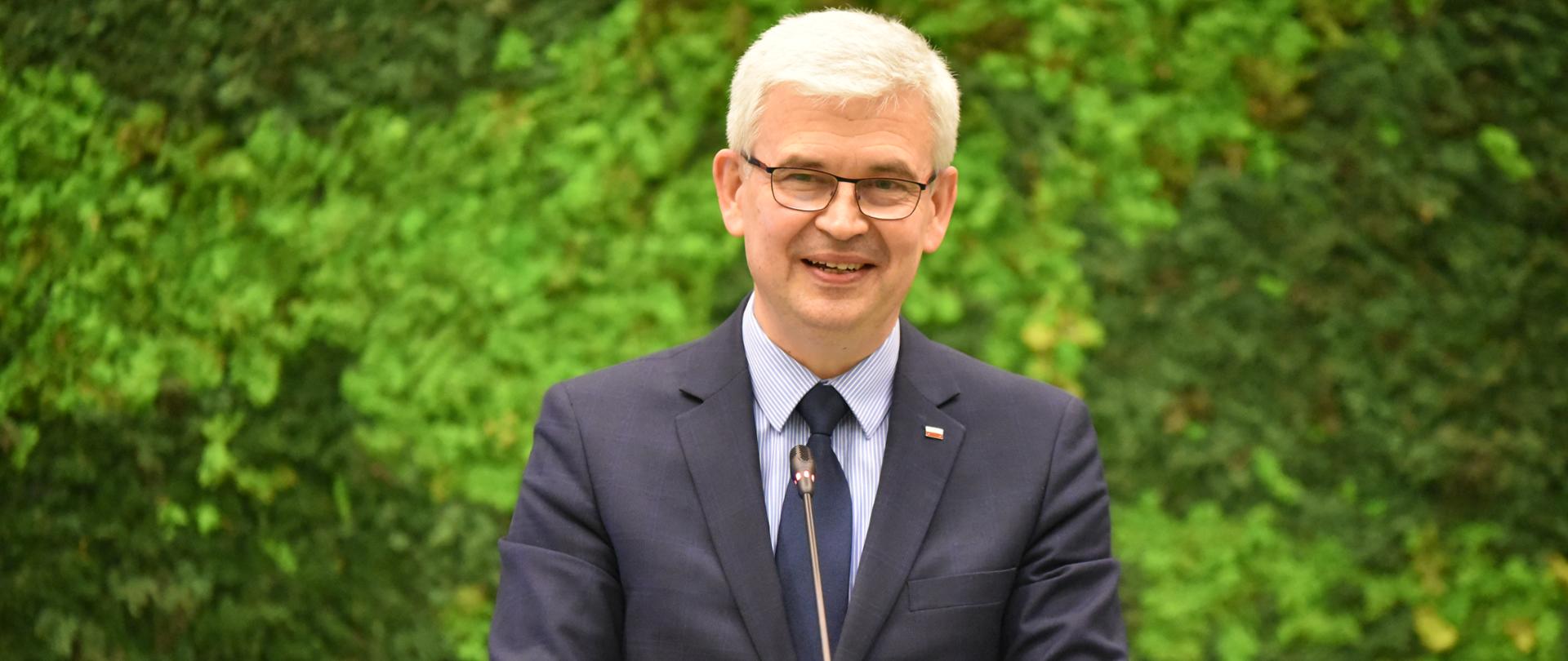 Wiceminister klimatu i środowiska Ireneusz Zyska na konferencji Areopag energetyki odnawialnej